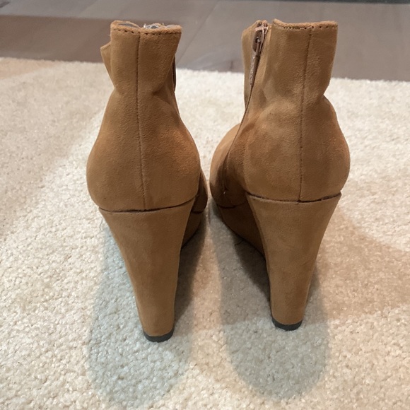 Women’s wedge boots - Picture 3 of 4